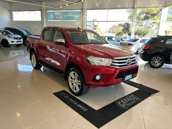 TOYOTA HILUX 2.8 SRV 4X4 CD 16V DIESEL 4P AUTOMÁTICO TOYOTA HILUX 2.8 SRV 4X4 CD 16V DIESEL 4P AUTOMÁTICO